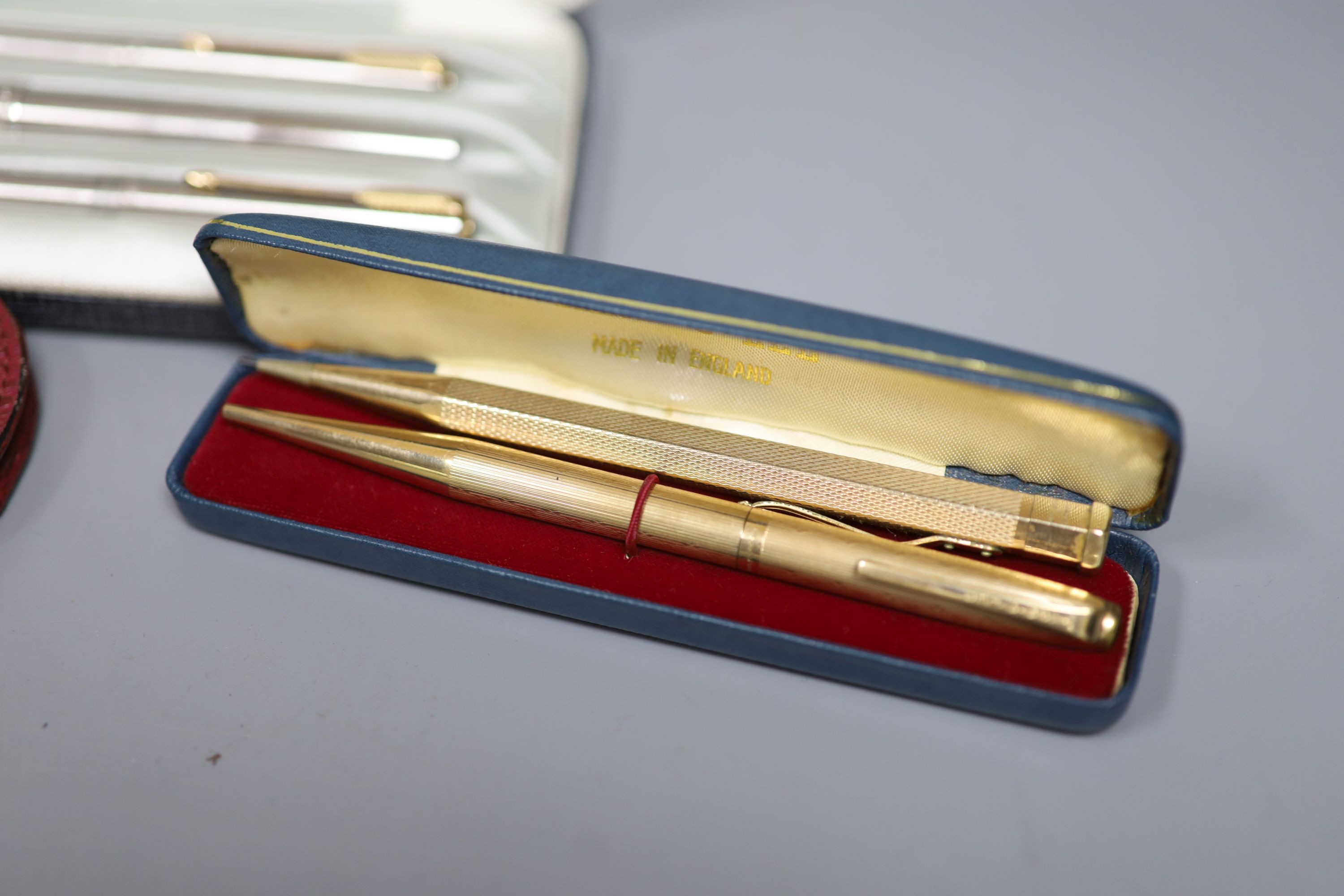 A Parker pen trio, boxed Parker fountain pen, other pens and pencils